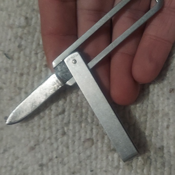 Unusual Design Vintage Stainless Steel Pocket Knife - Picture 3 of 4